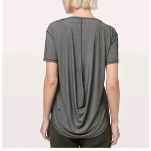 Lululemon Fall In Place Short Sleeve Heathered Black Gray T-shirt Tee Top 10